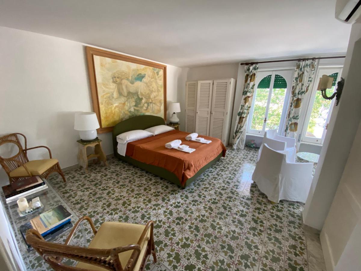 Charming Villa 카프리 외부 사진